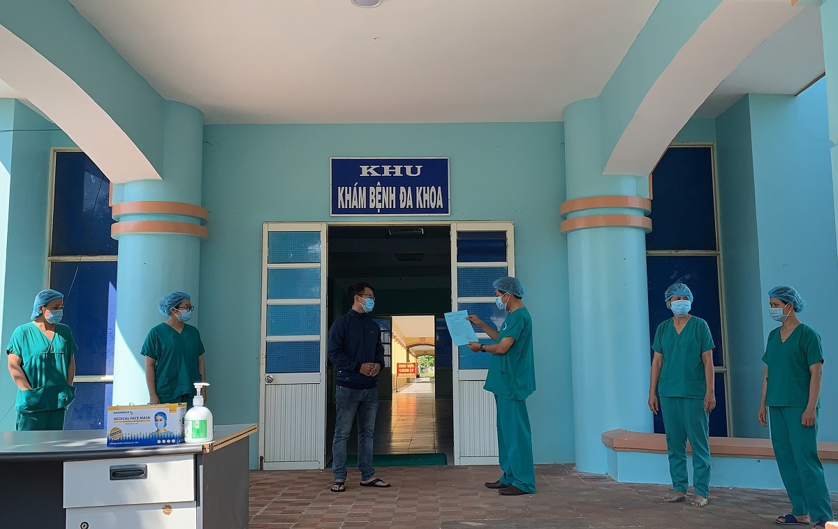 Nhiều bệnh nhân tại Đà Nẵng và Quảng Ngãi được công bố khỏi bệnh