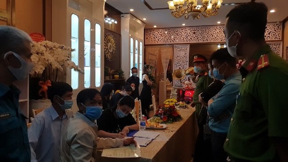 Lâm Đồng Bất chấp quy định phòng chống dịch Covid-19, TMV Minh Châu Asian vẫn tưng bừng khai trương