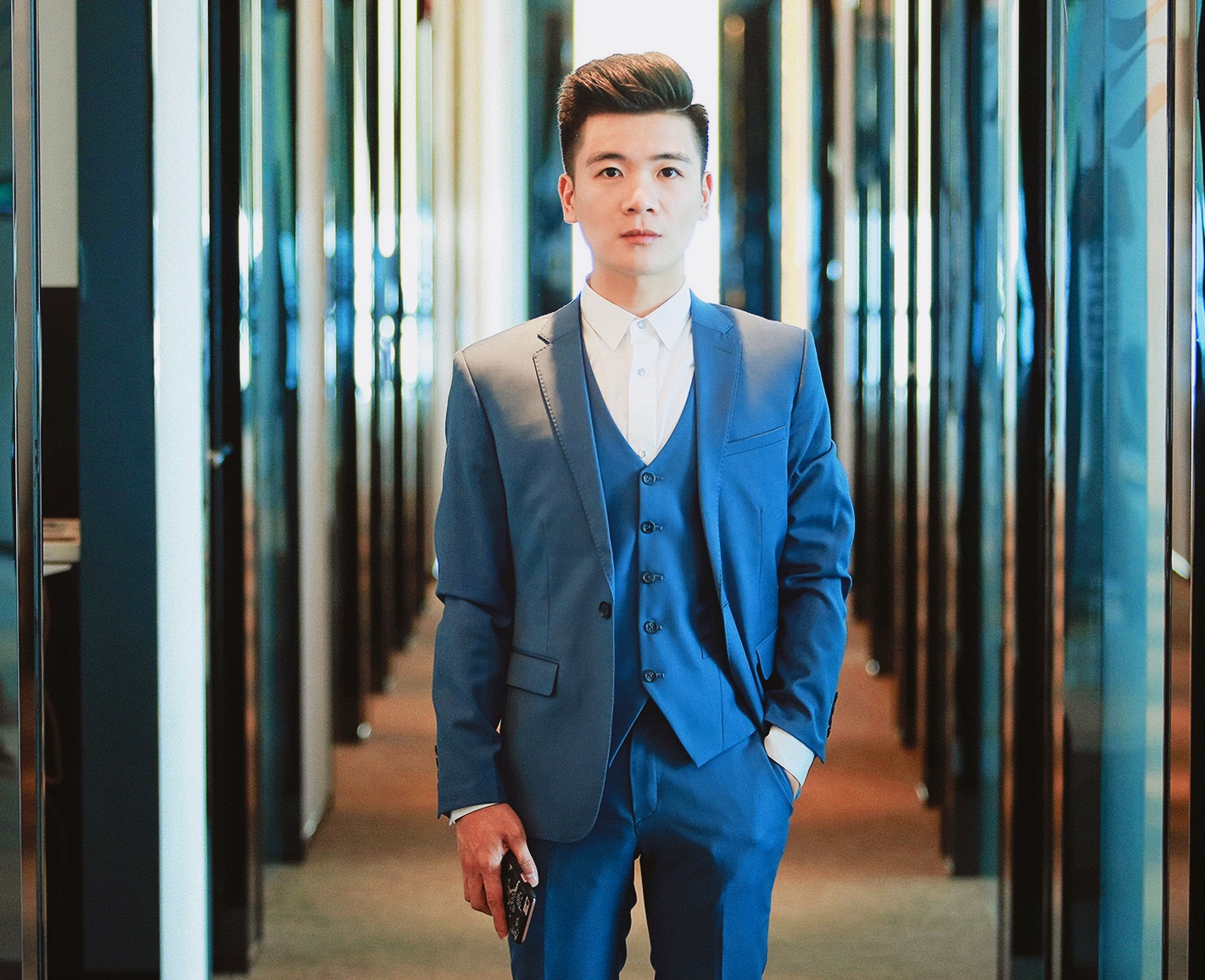 Cổ phiếu tăng liên tiếp, con trai bầu Hiển muốn mua vào 500.000 cổ phiếu SHB