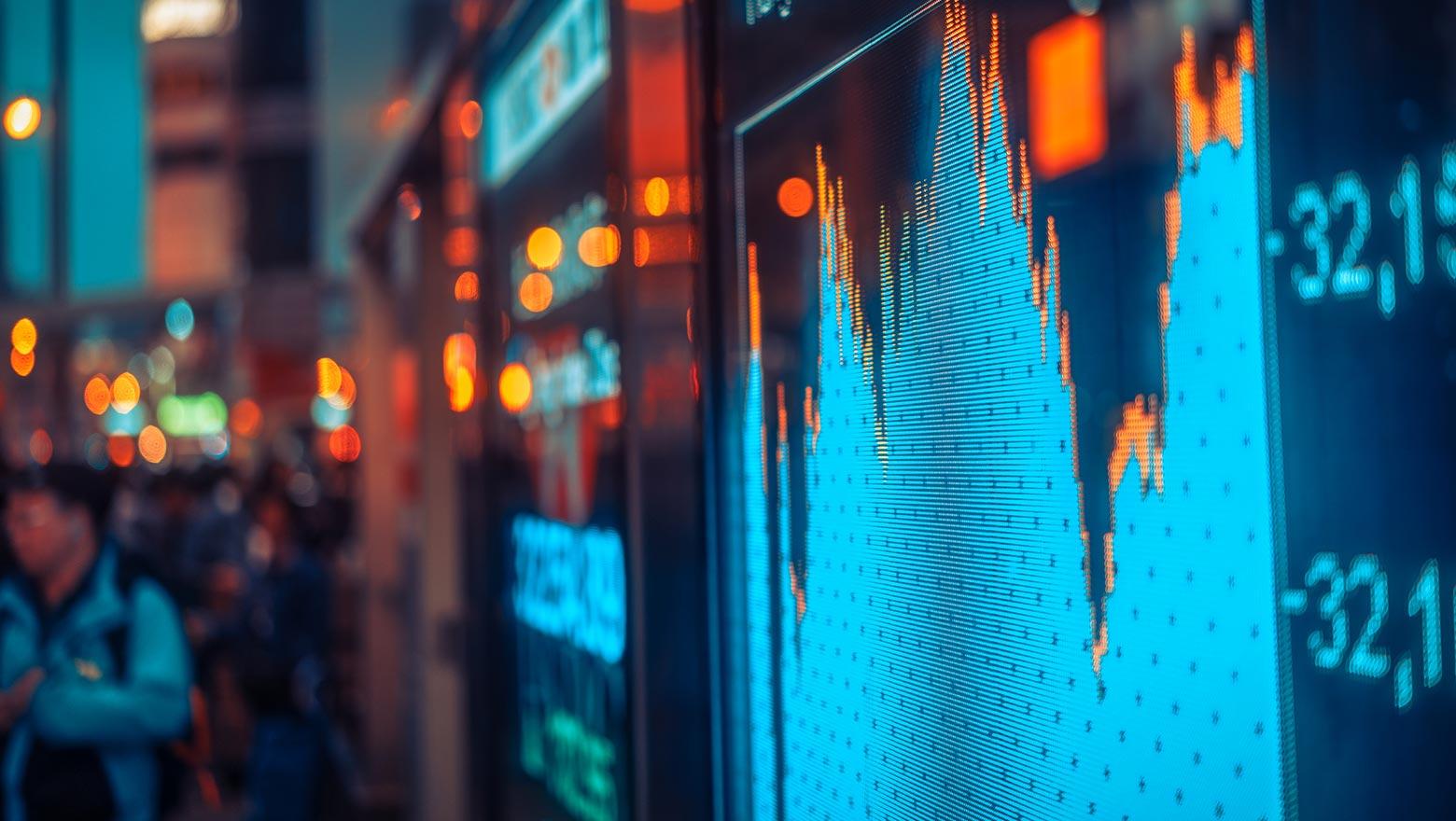 Cổ phiếu cần lưu ý ngày 96 Xem xét chốt lãi SBT