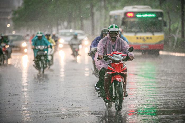 Dự báo thời tiết hôm nay 96 Mưa dông rải rác tập trung vào chiều tối và đêm