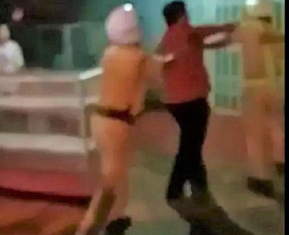 Cách chức Phó chỉ huy trưởng Quân sự huyện vì uống rượu, chống đối CSGT