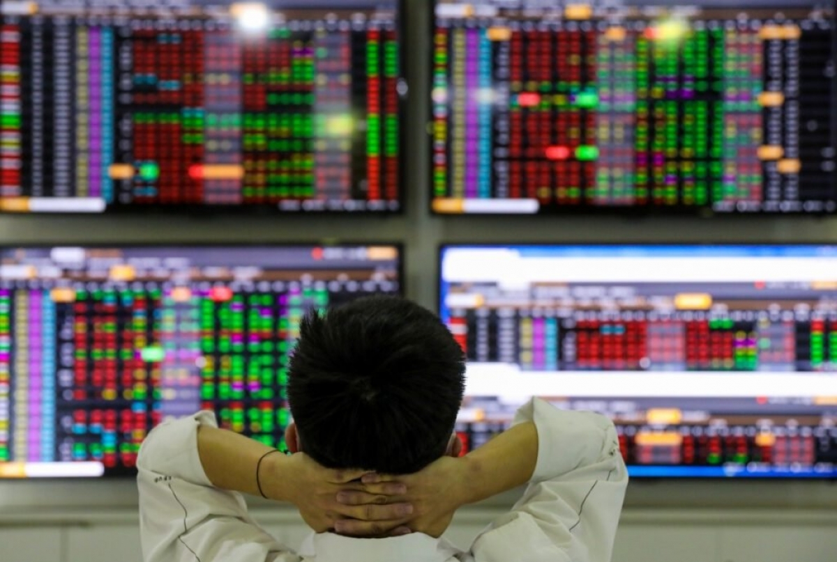 Liên tục bị nghẽn, Bộ Tài chính chỉ đạo thanh tra gấp HoSE