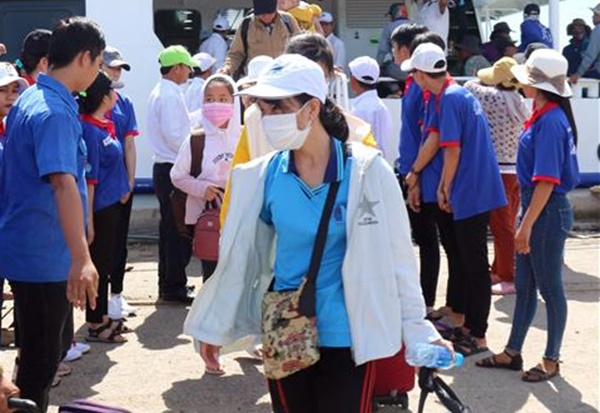 Bình Thuận Học sinh THPT huyện đảo Phú Quý mừng vui vì được thi tốt nghiệp tại chỗ