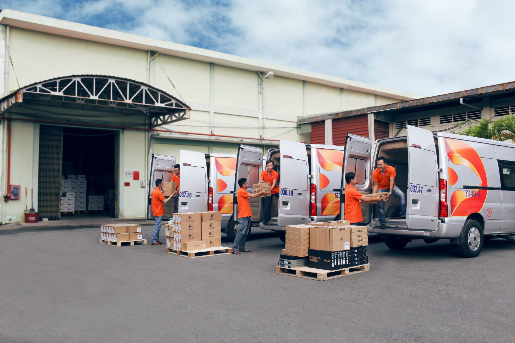 FSC khuyến nghị có thể mua cổ phiếu DGW ở mức giá hiện tại