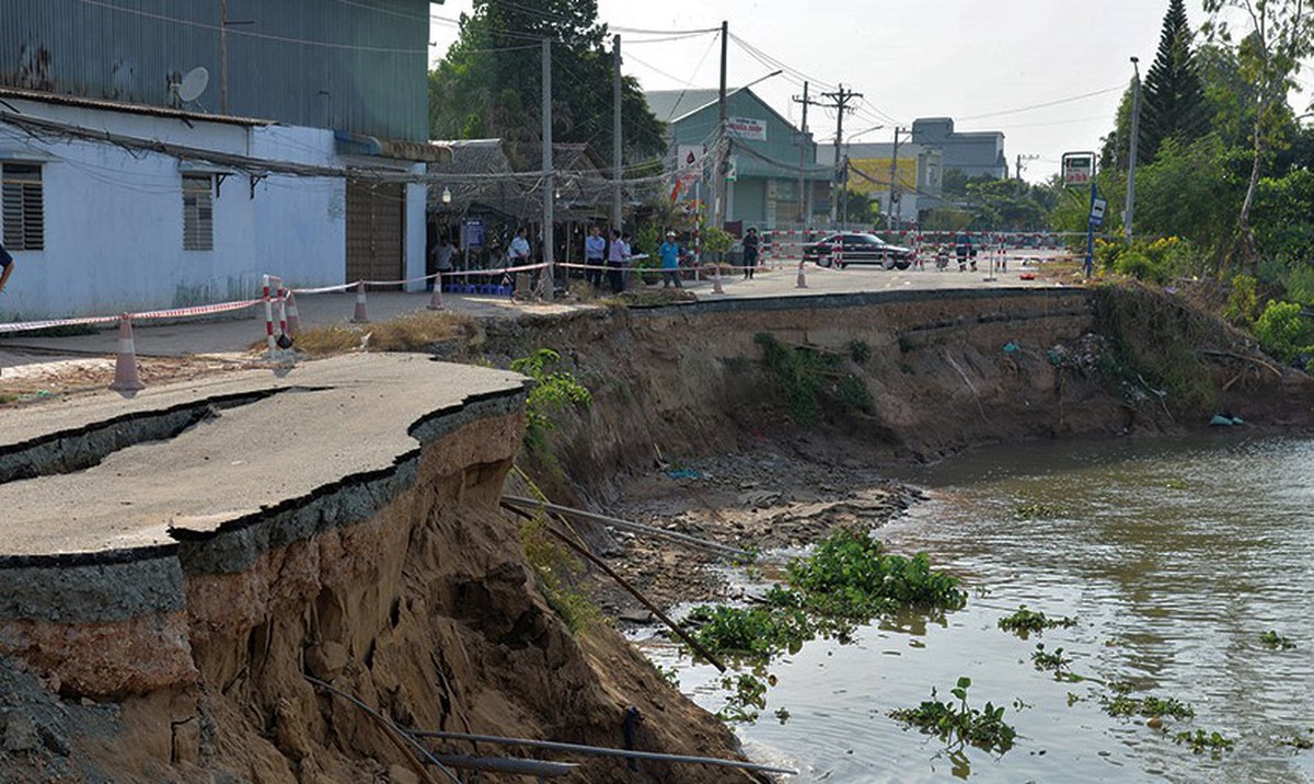 An Giang Ban bố tình huống khẩn cấp sạt lở nghiêm trọng bờ rạch Ông Chưởng