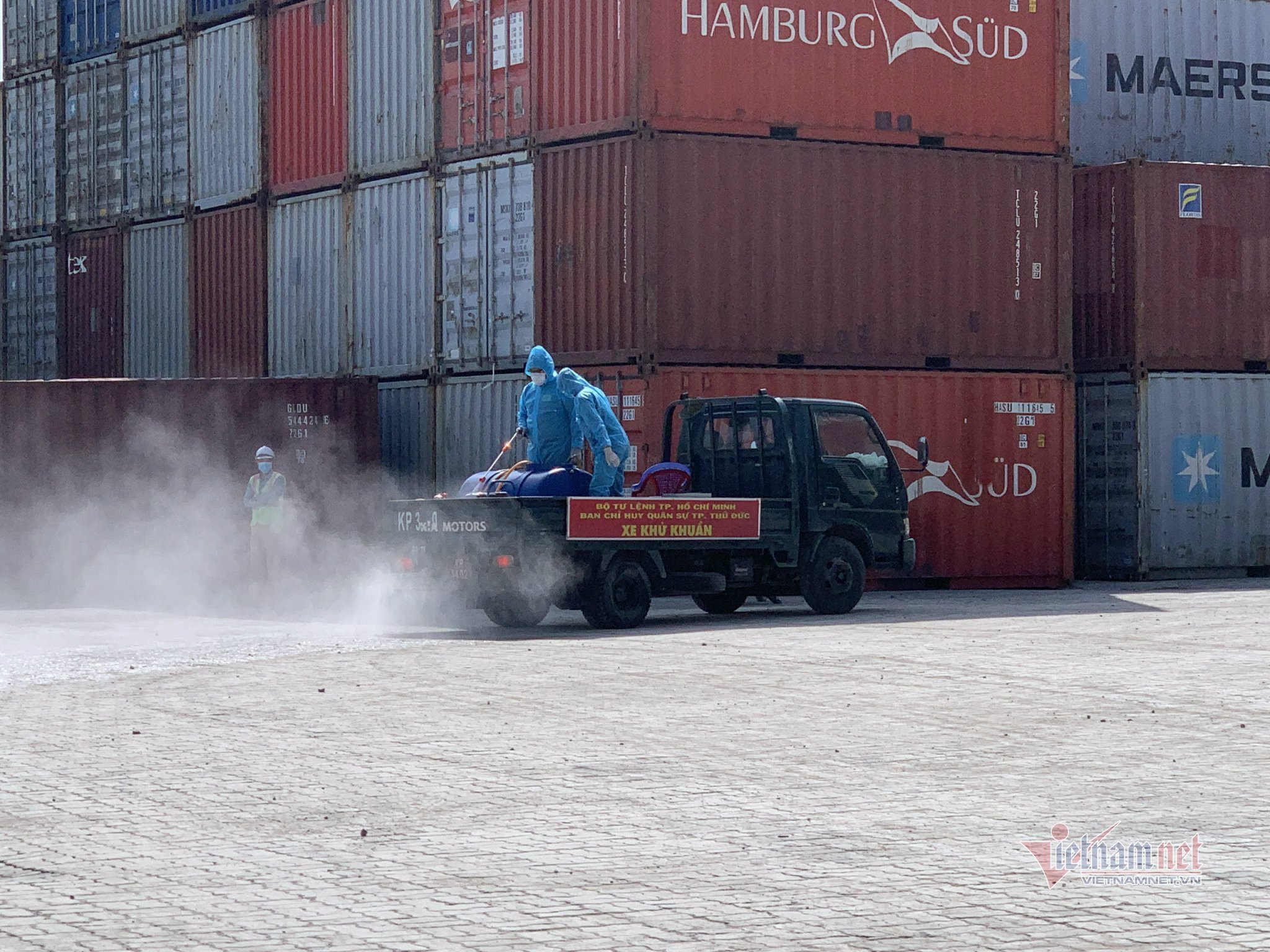 Dỡ phong tỏa Cảng container Quốc tế ở TP Thủ Đức