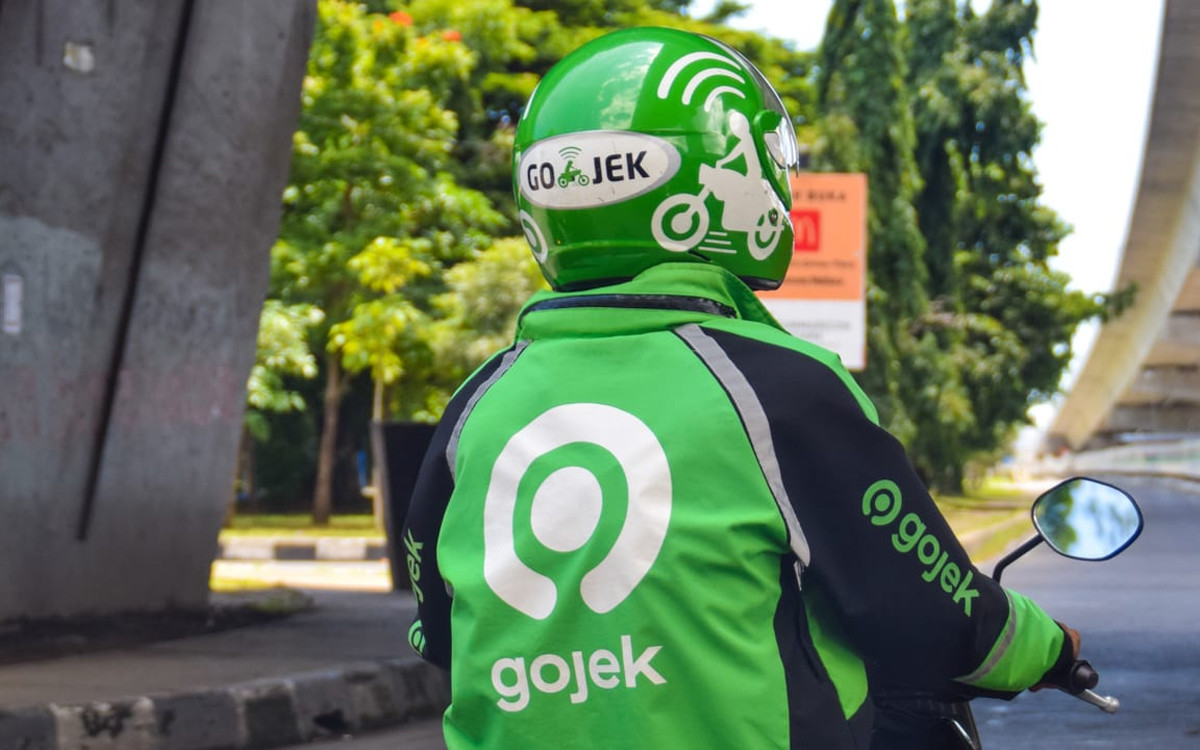 TP HCM Gojek tặng chuyến xe miễn phí đến điểm tiêm vaccine