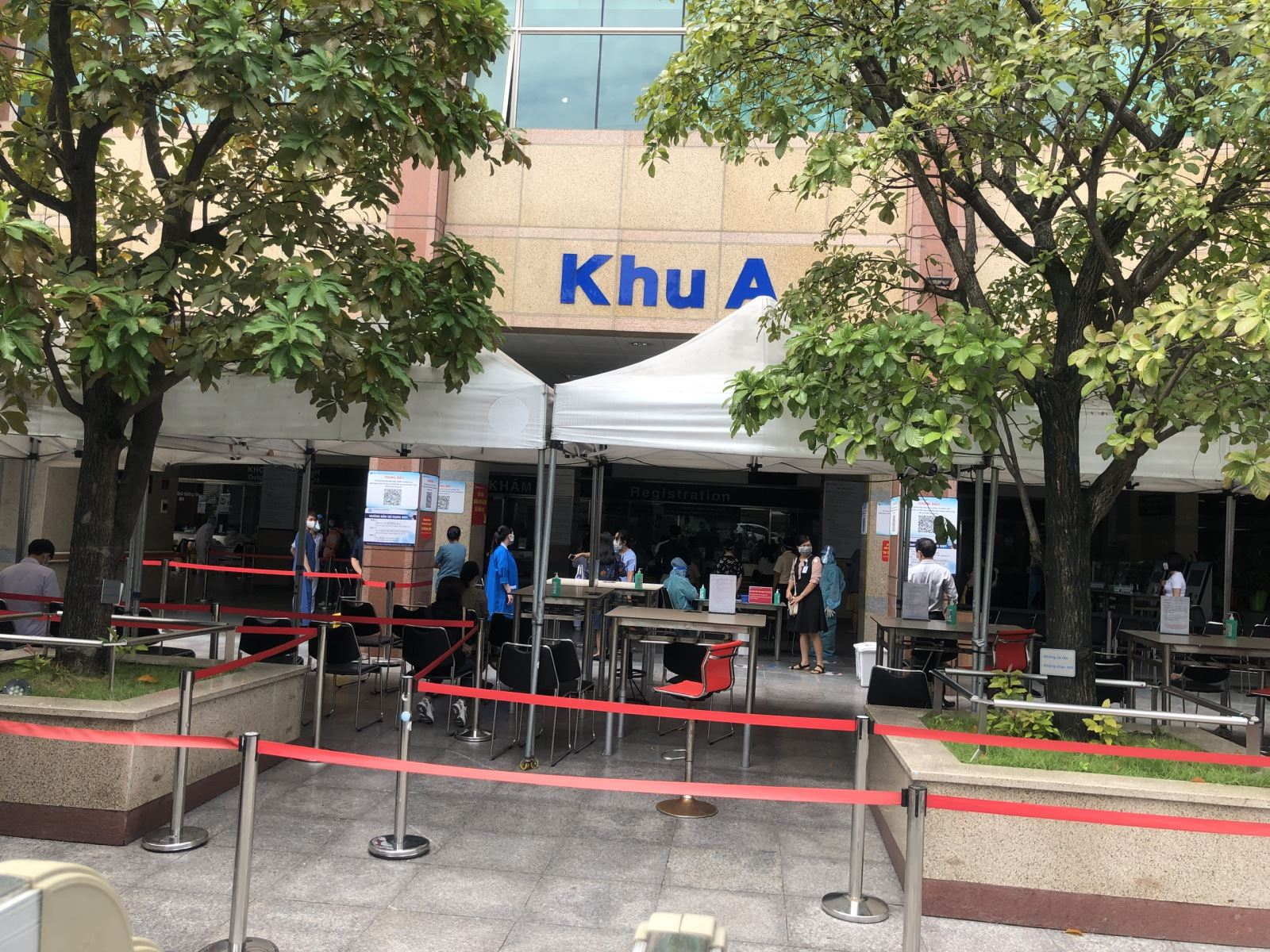 Bệnh viện Đại học Y dược TP HCM hoạt động trở lại từ ngày 216