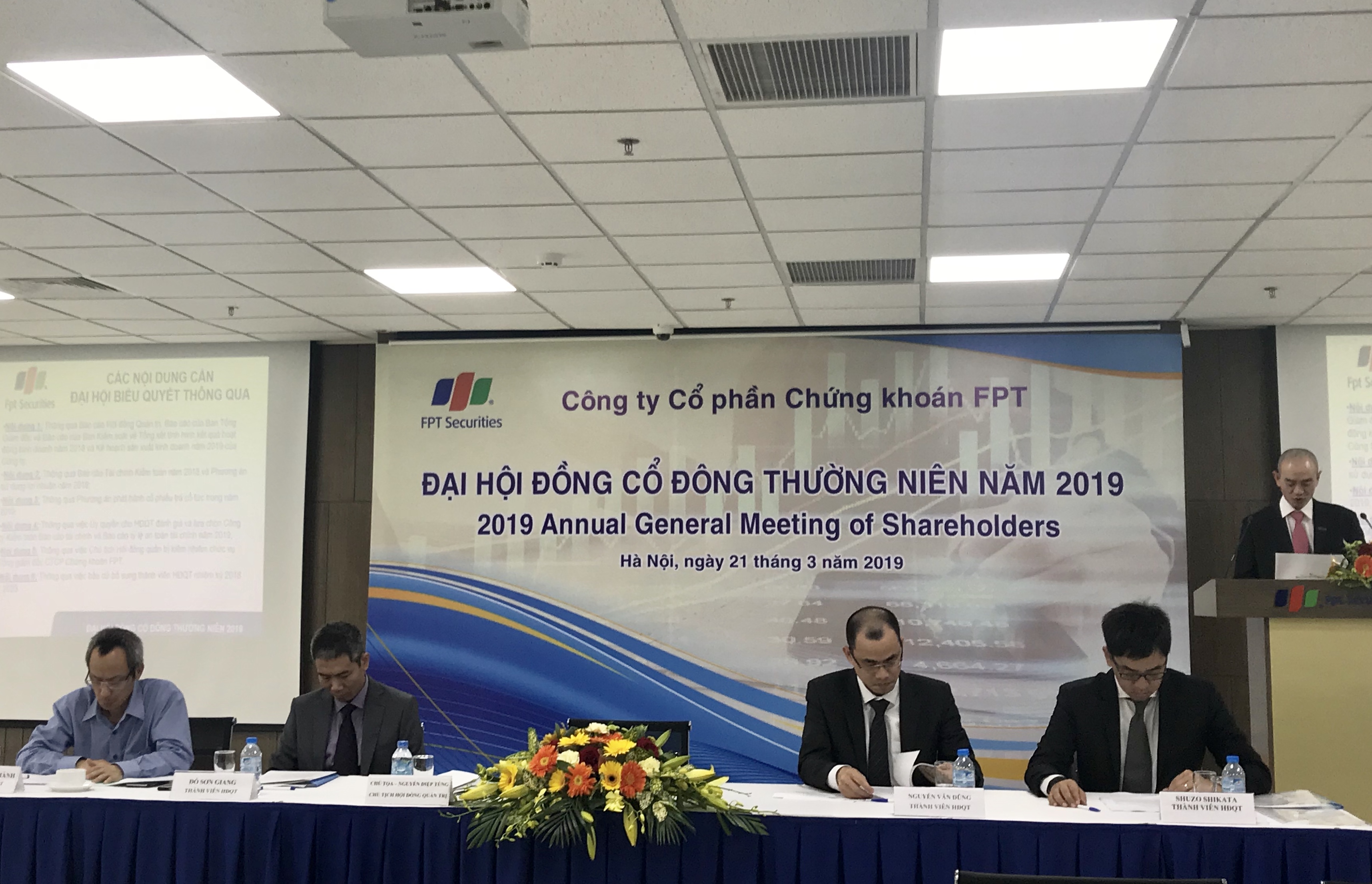 Cổ phiếu tăng mạnh, Chủ tịch HĐQT FTS muốn thoái toàn bộ vốn