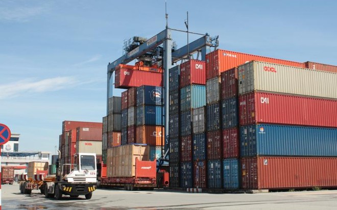 VCCI kiến nghị thành lập tổ công tác liên bộ gỡ khó về logistics, thiếu container