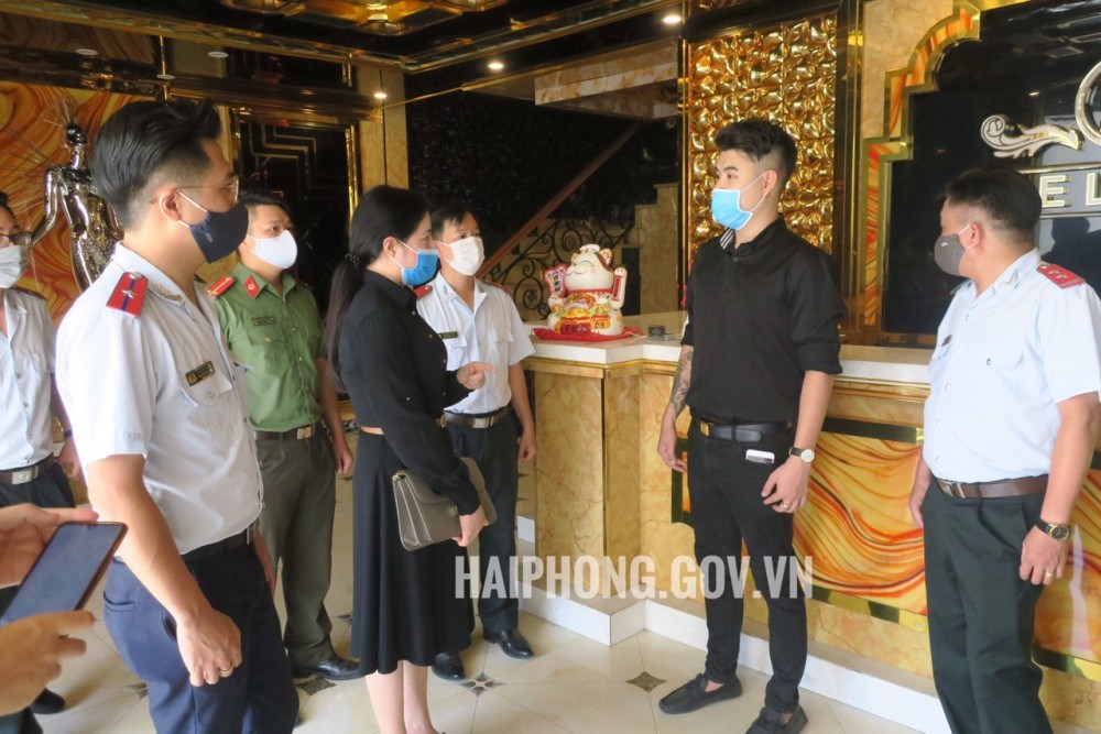 Hải Phòng Thu hồi giấy phép cơ sở kinh doanh karaoke NEW 5 sao mở cửa cho khách bay lắc