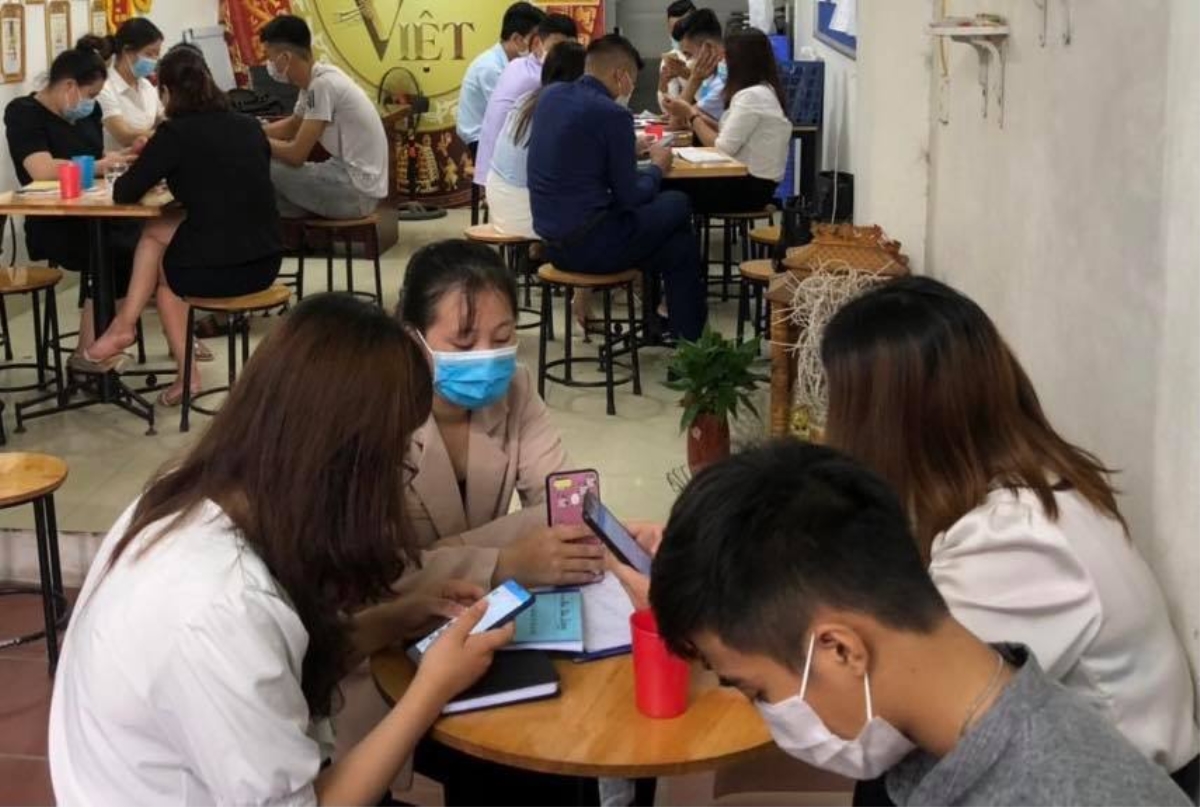 Hà Nội Phạt gần 160 triệu đồng 21 người tụ tập, tư vấn bán hàng đa cấp giữa mùa dịch