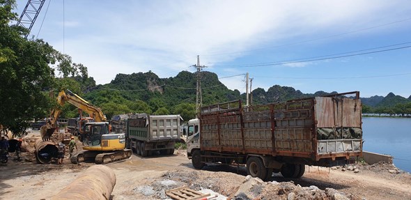 Bài 2 Dự án Cầu đập tràn Quan Sơn - “Nhà thầu địa phương” không thực hiện chỉ đạo của Sở GTVT