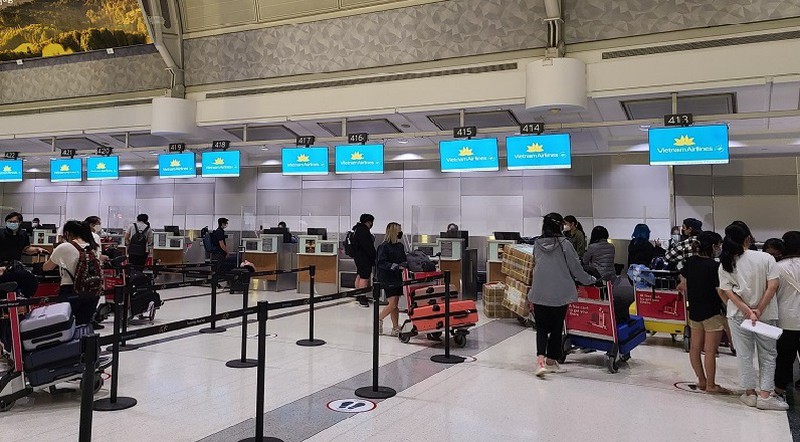 Chuyến bay đầu tiên đưa 250 người Việt từ Canada về nước trong năm nay