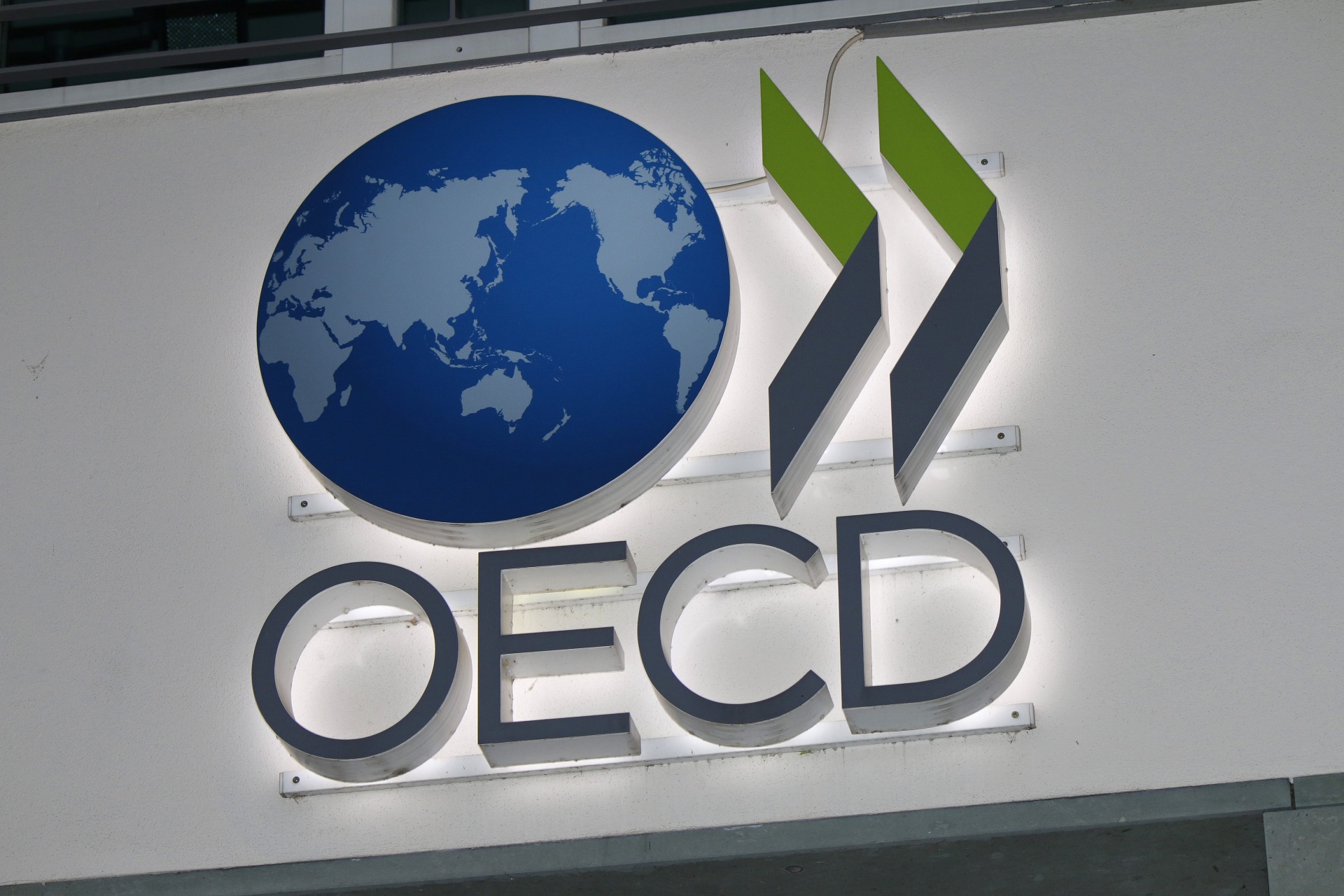 OECD đưa ra quy định đánh thuế TNDN tối thiểu đối với 130 quốc gia