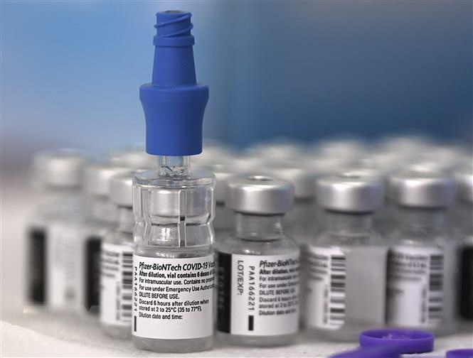 Tiêm 2 liều vaccine có thể phòng chống biến thể Delta