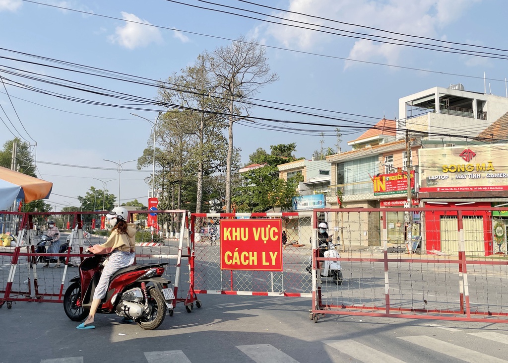 TP HCM tạm thời phong tỏa chợ Tân Định