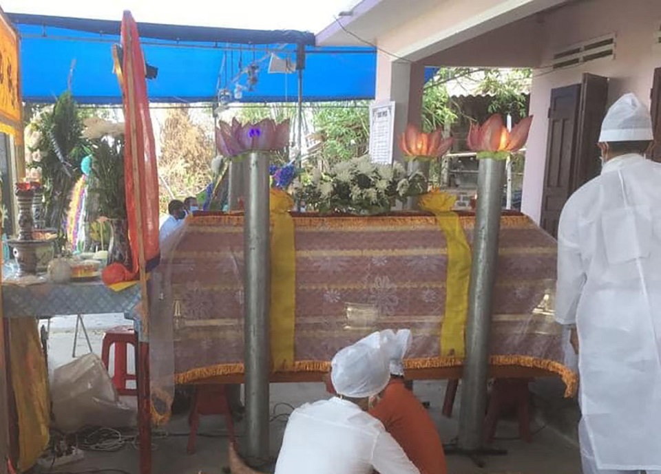 Bình Định Nữ sinh lớp 8 nghi tự tử do liên quan vụ trộm tiền 