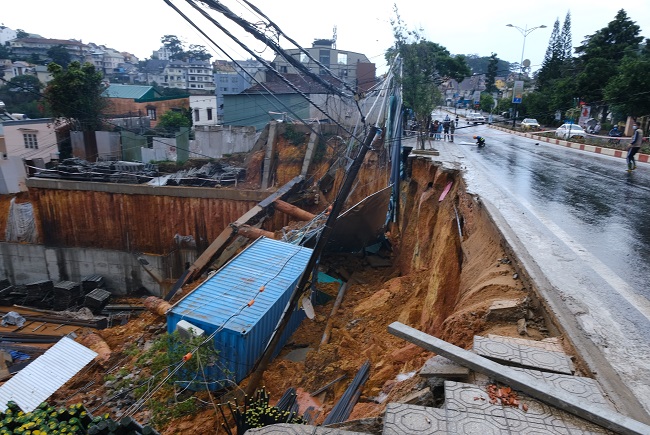 Đình chỉ thi công dự án Toyota Ngọc Anh Lâm Đồng vì xảy ra sự cố sạt lở 