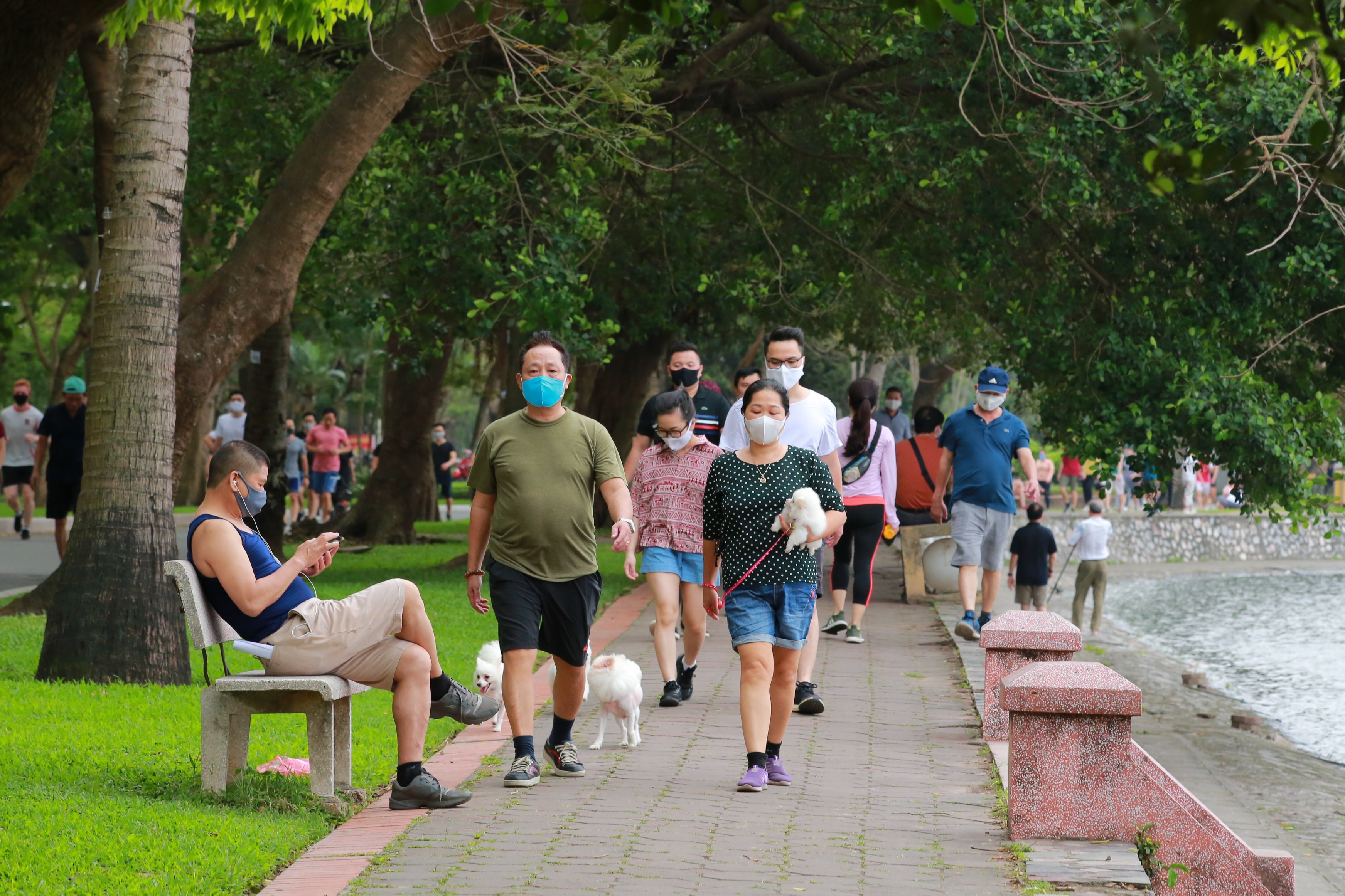 Hà Nội yêu cầu dừng hoạt động thể dục, thể thao ngoài trời