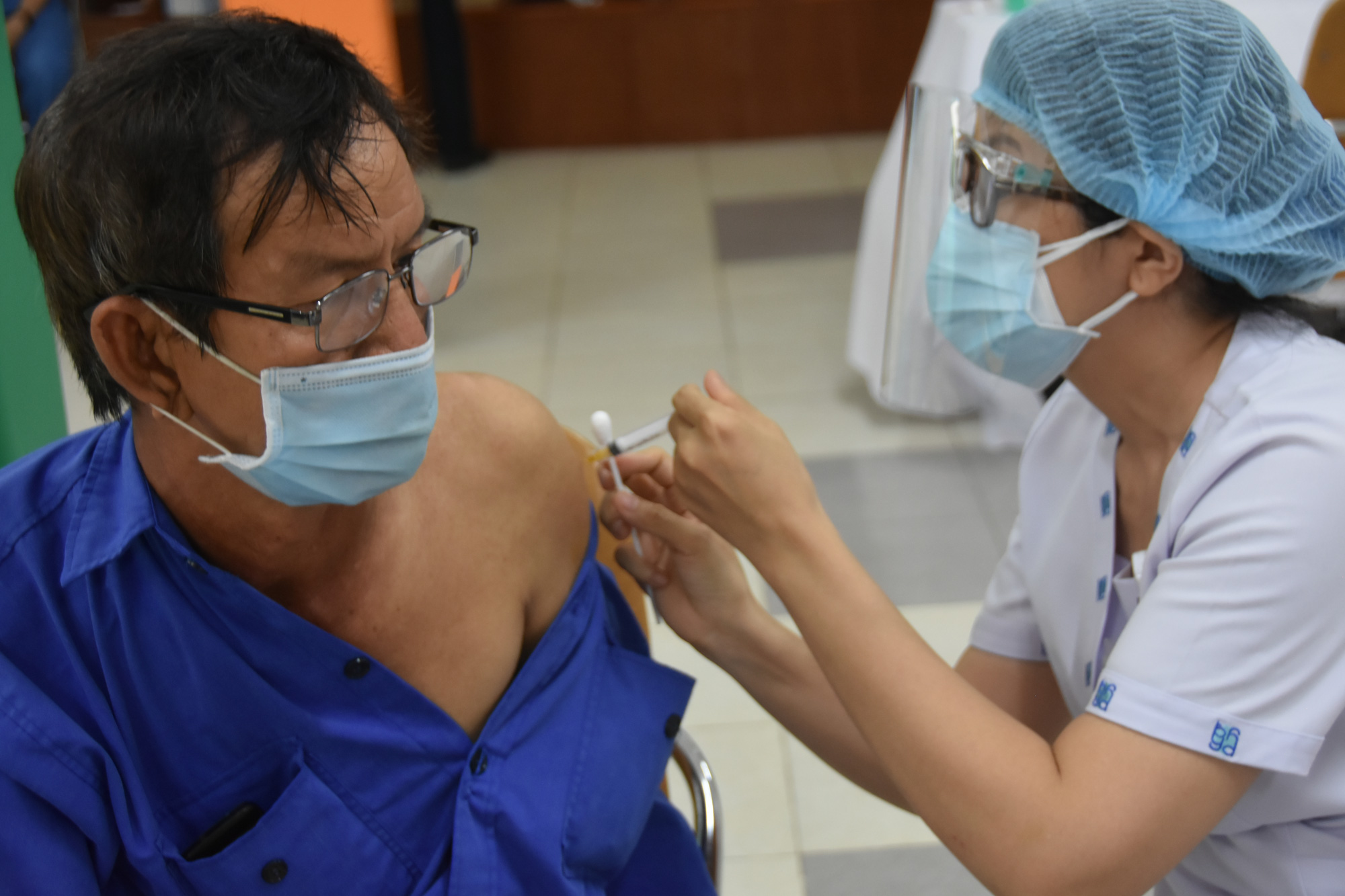 Hà Nội triển khai chiến dịch tiêm vắc xin phòng COVID-19 diện rộng