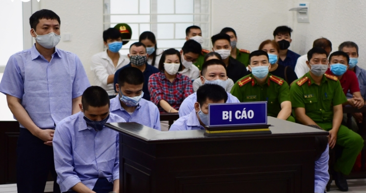 4 cựu cán bộ thanh tra giao thông bảo kê logo xe vua chuẩn bị hầu tòa