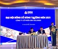 Chủ tịch HĐQT DRH Holding bị xử phạt vì bán chui cổ phiếu 