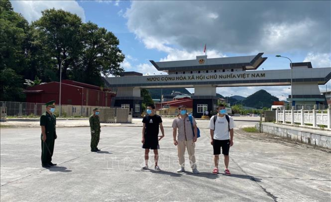 Cao Bằng Trao trả ba công dân nước người nhập cảnh trái phép vào Việt Nam