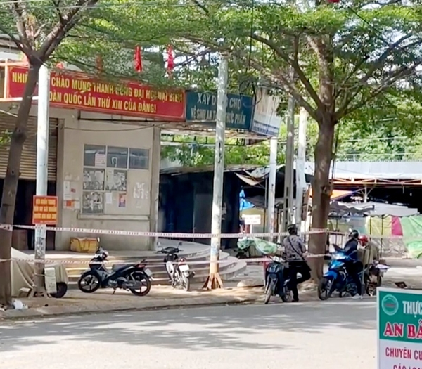 Người dân Ninh Thuận thực hiện nghiêm túc giãn cách theo Chỉ thị 16