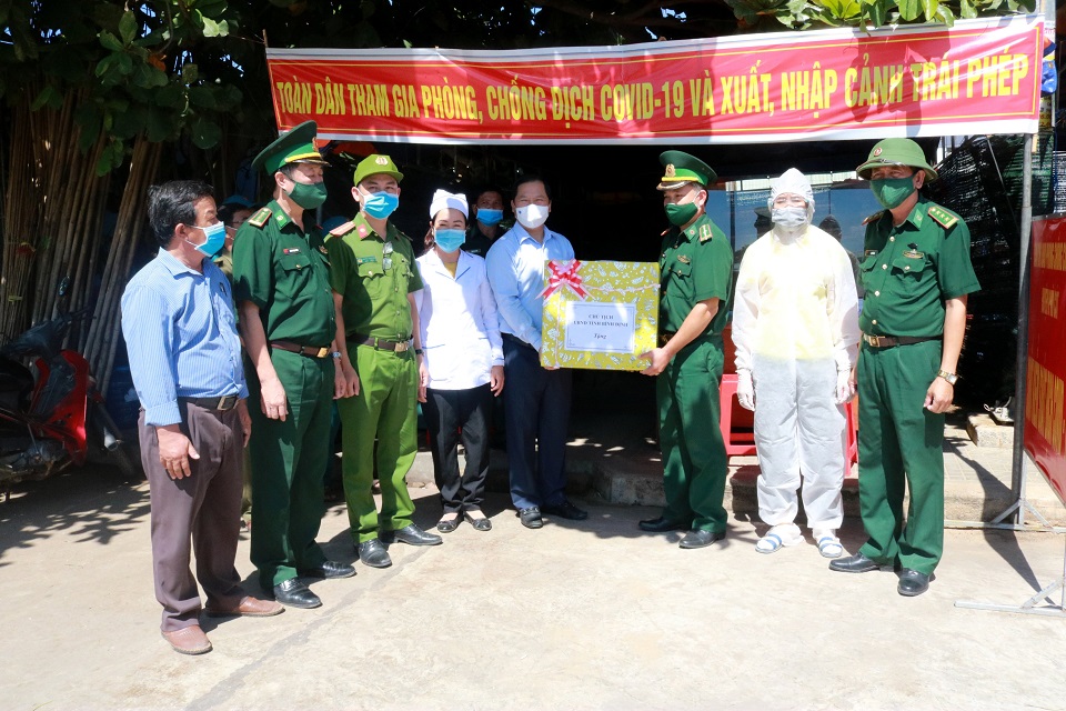 Bình Định đón 1.000 người dân về từ TP.HCM bằng máy bay miễn phí