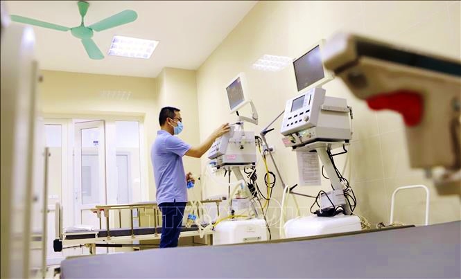 Bộ Y tế khuyến cáo người dân không tích trữ máy thở, bình oxy