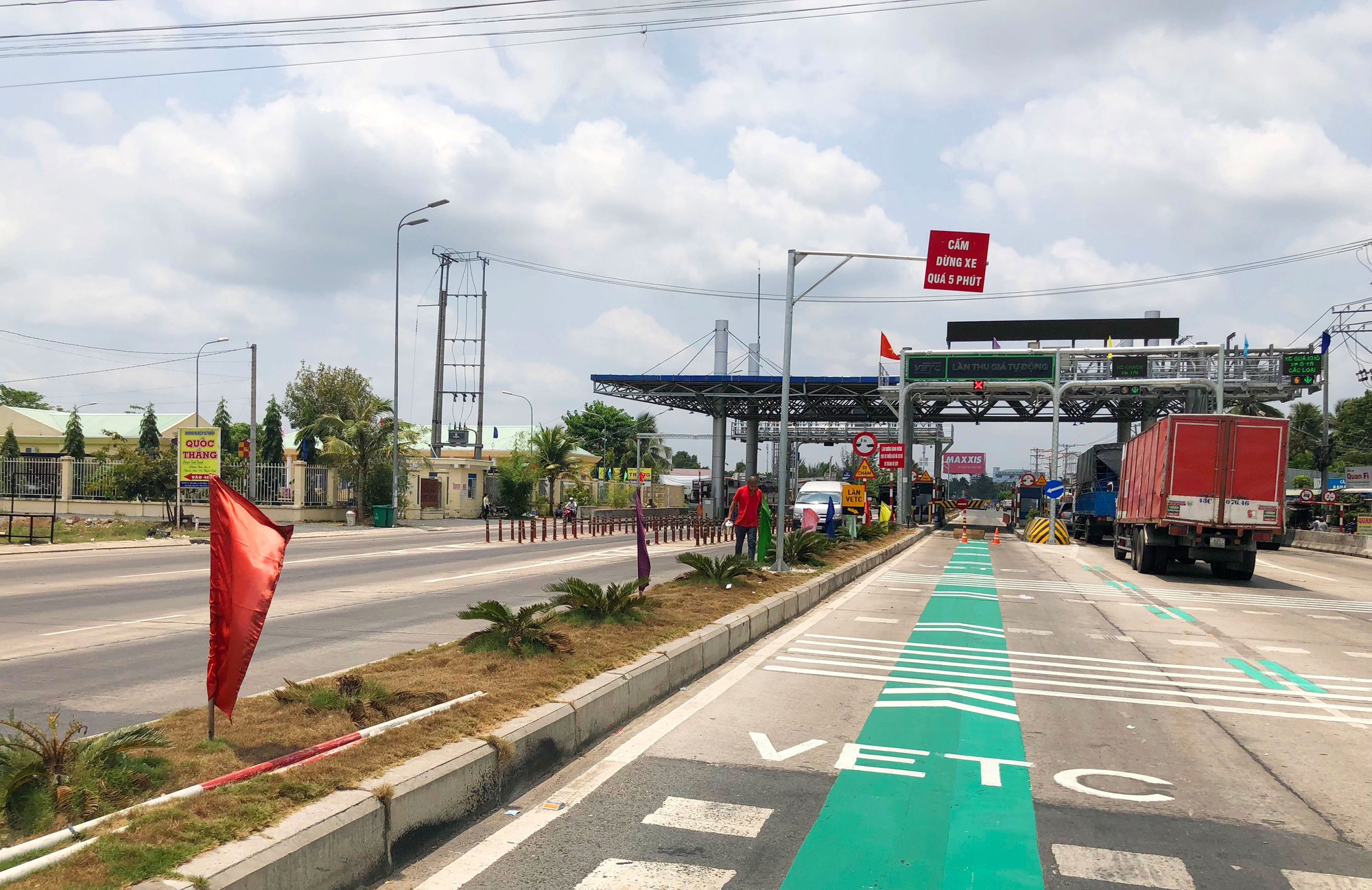 Từ ngày 207, tạm ngừng thu phí các dự án BOT phía Nam