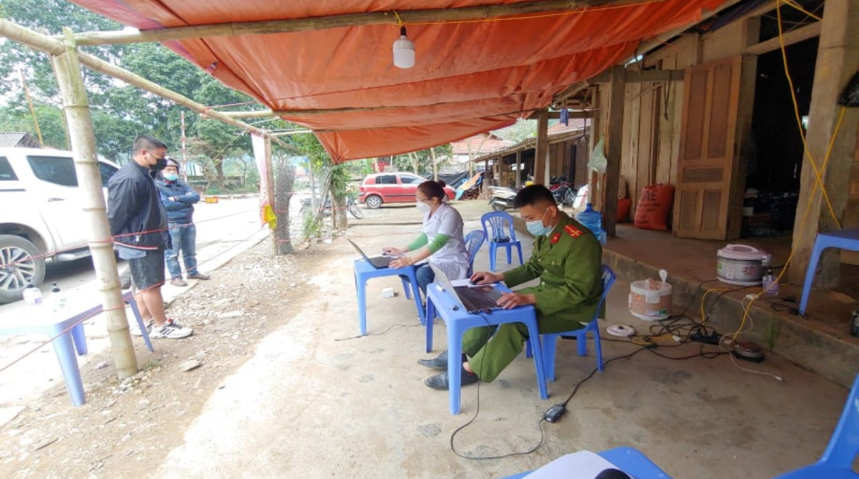 Sơn La khẩn cấp tìm người đến các địa điểm liên quan đến 2 ca mắc COVID-19