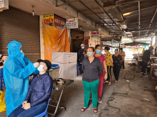 Bộ Y tế hỏa tốc hướng dẫn phòng chống dịch Covid-19 tại chợ đầu mối, bán lẻ khi áp dụng Chỉ thị 16