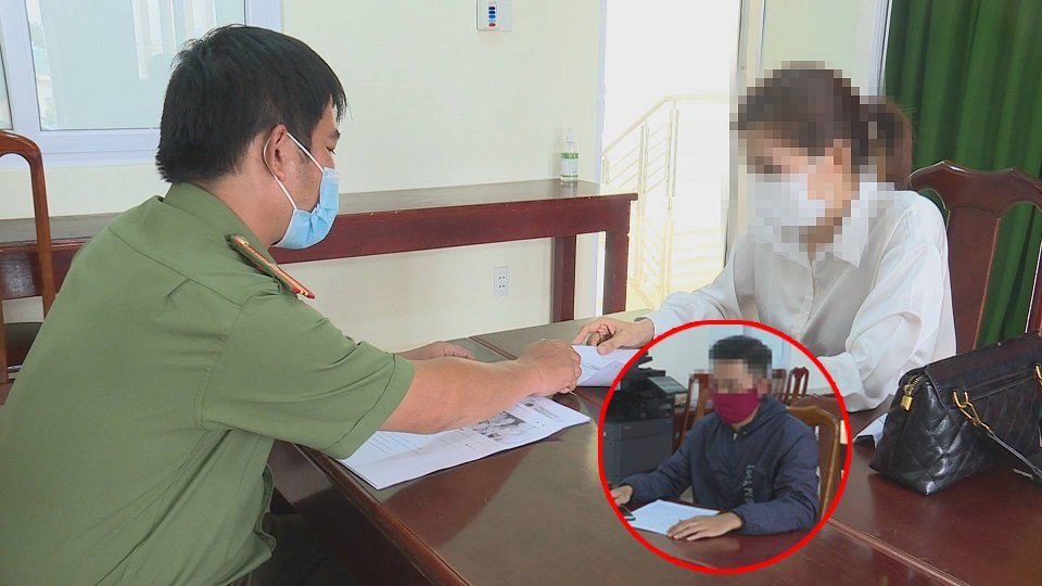 Đắk Lắk Triệu tập 2 kẻ đăng thông tin danh sách người mắc COVID-19 lên mạng xã hội