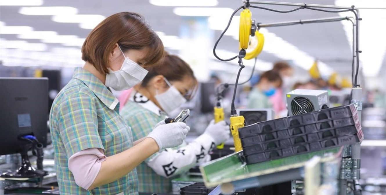 Bộ trưởng Đào Ngọc Dung cập nhật việc triển khai các gói hỗ trợ của Chính phủ