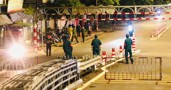 TP.HCM Sau 18h những trường hợp nào được ra đường