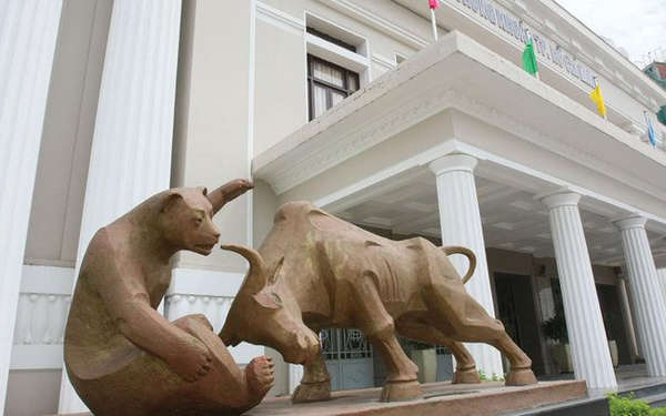 Bộ Tài chính chỉ đạo giảm lô giao dịch xuống 10 cổ phiếu đảm bảo quyền lợi cho nhà đầu tư