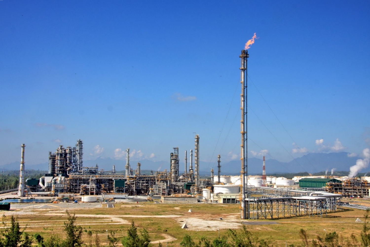 Lọc hóa Dầu Bình Sơn (BSR) đạt 70% kế hoạch doanh thu trong 6 tháng đầu năm