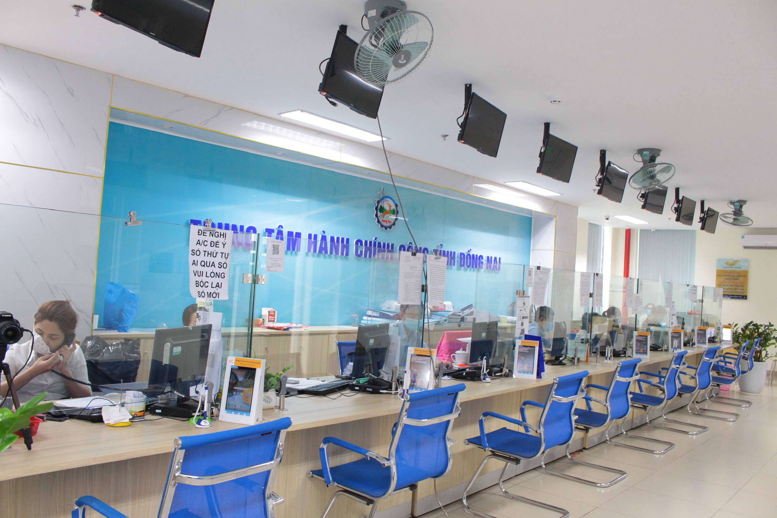 Đồng Nai Tiếp tục ngừng dịch vụ nhận, trả hồ sơ thủ tục hành chính qua bưu điện