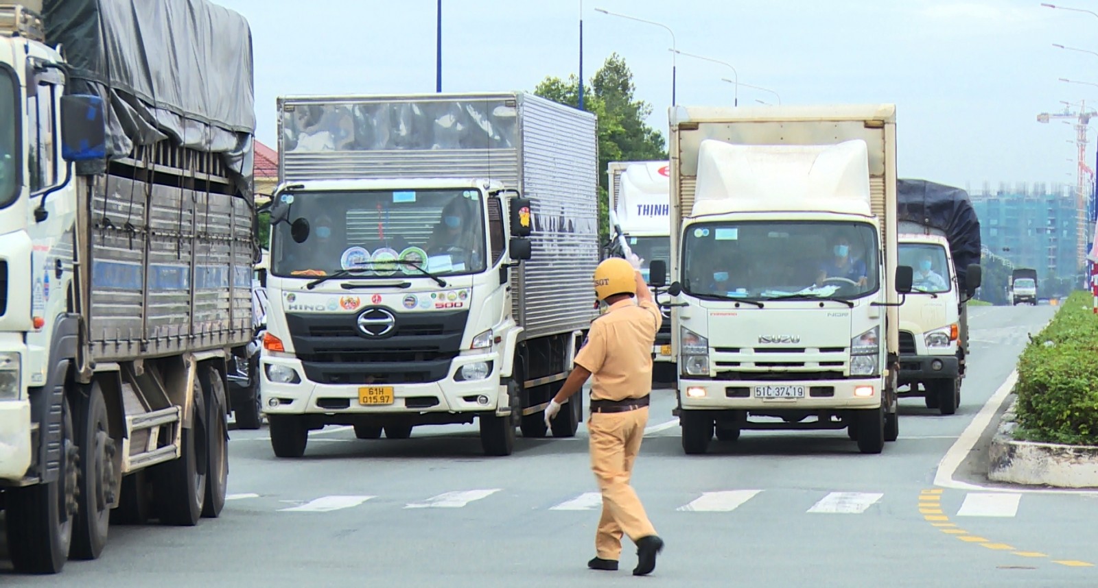 4 nhóm hàng hóa thiết yếu được phép lưu thông trong thời gian giãn cách