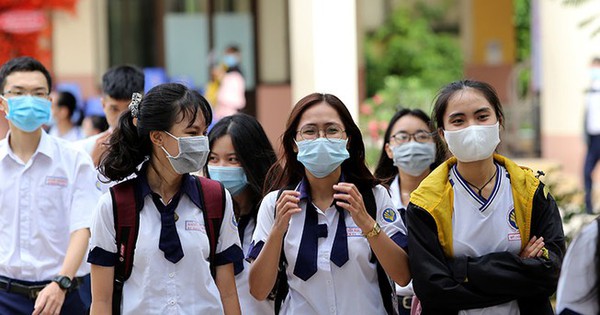 Hà Nội lùi lịch trả Giấy chứng nhận tốt nghiệp trung học phổ thông