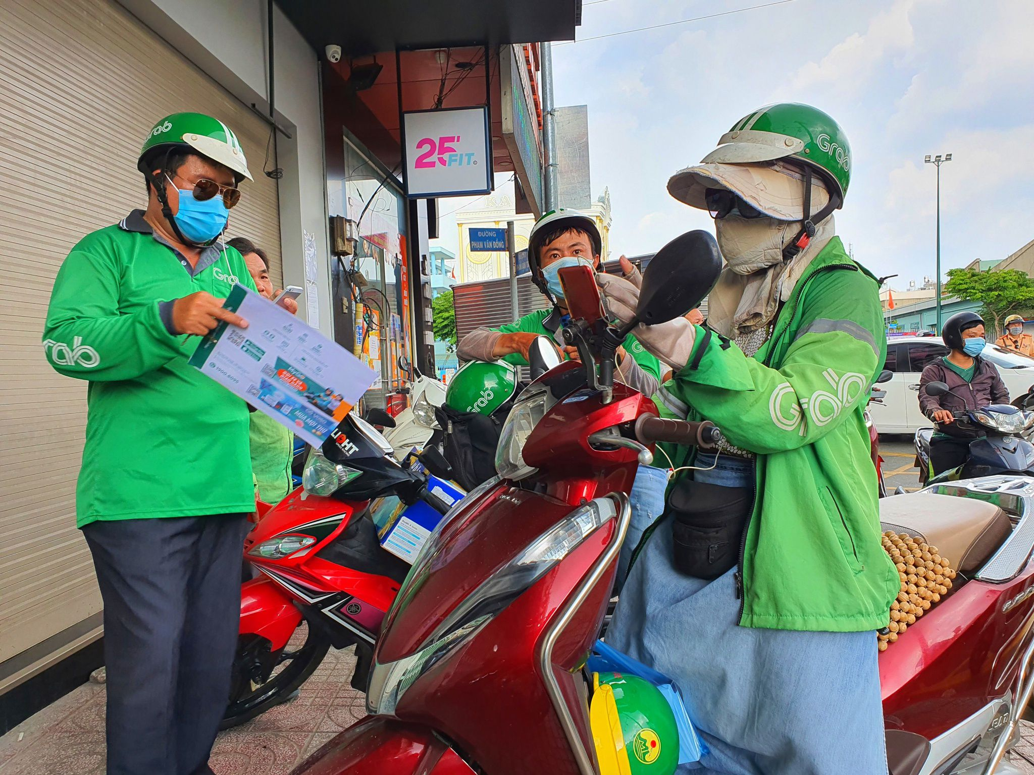 Cần Thơ Shipper được hoạt động từ 6h đến 18h và được xét nghiệm SARS-CoV-2 miễn phí