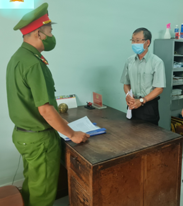 Bắt giam một trưởng văn phòng công chứng ở Bình Thuận