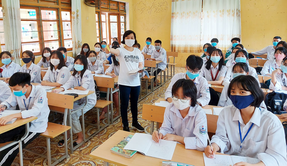 Bộ GDĐT đề nghị không tăng học phí trong năm học mới