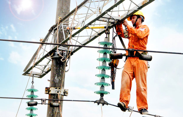 Tiêu thụ điện tăng, nguy cơ cao xảy ra sự cố lưới điện cục bộ