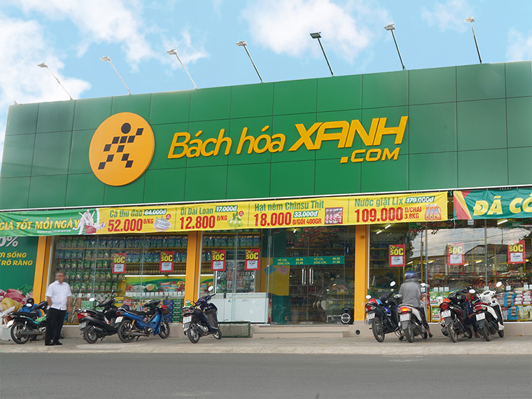 Bình Phước Xử lý 9 cửa hàng Bách Hóa Xanh vì kinh doanh hàng hết hạn sử dụng, không niêm yết giá