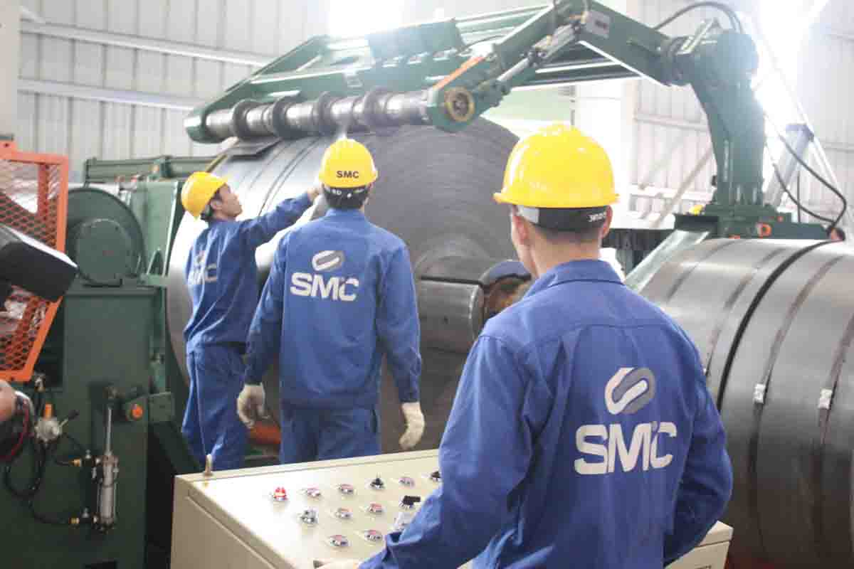 Đầu tư Thương mại SMC dùng cổ phiếu NKG và SMC làm tài sản đảm bảo để huy động 200 tỷ đồng trái phiếu