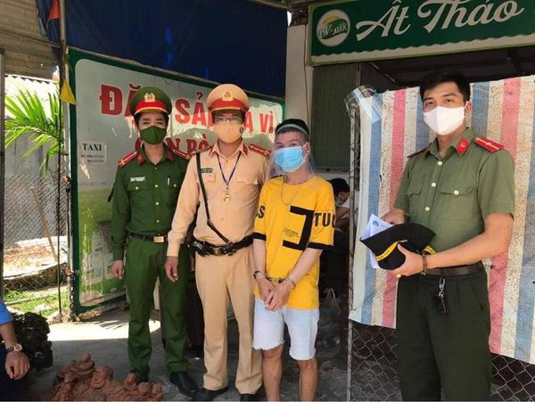 Hà Nội Tạm giữ đối tượng tấn công tổ công tác trực chốt phòng chống dịch Covid-19